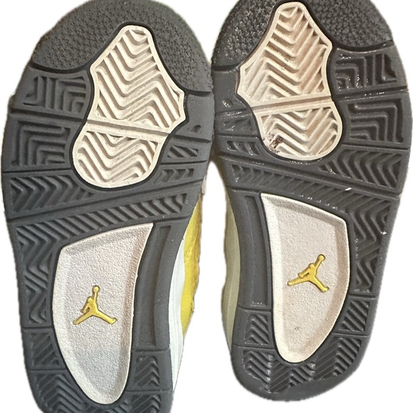 Children’s 9c Jordan 4 Retro - Picture 2 of 4